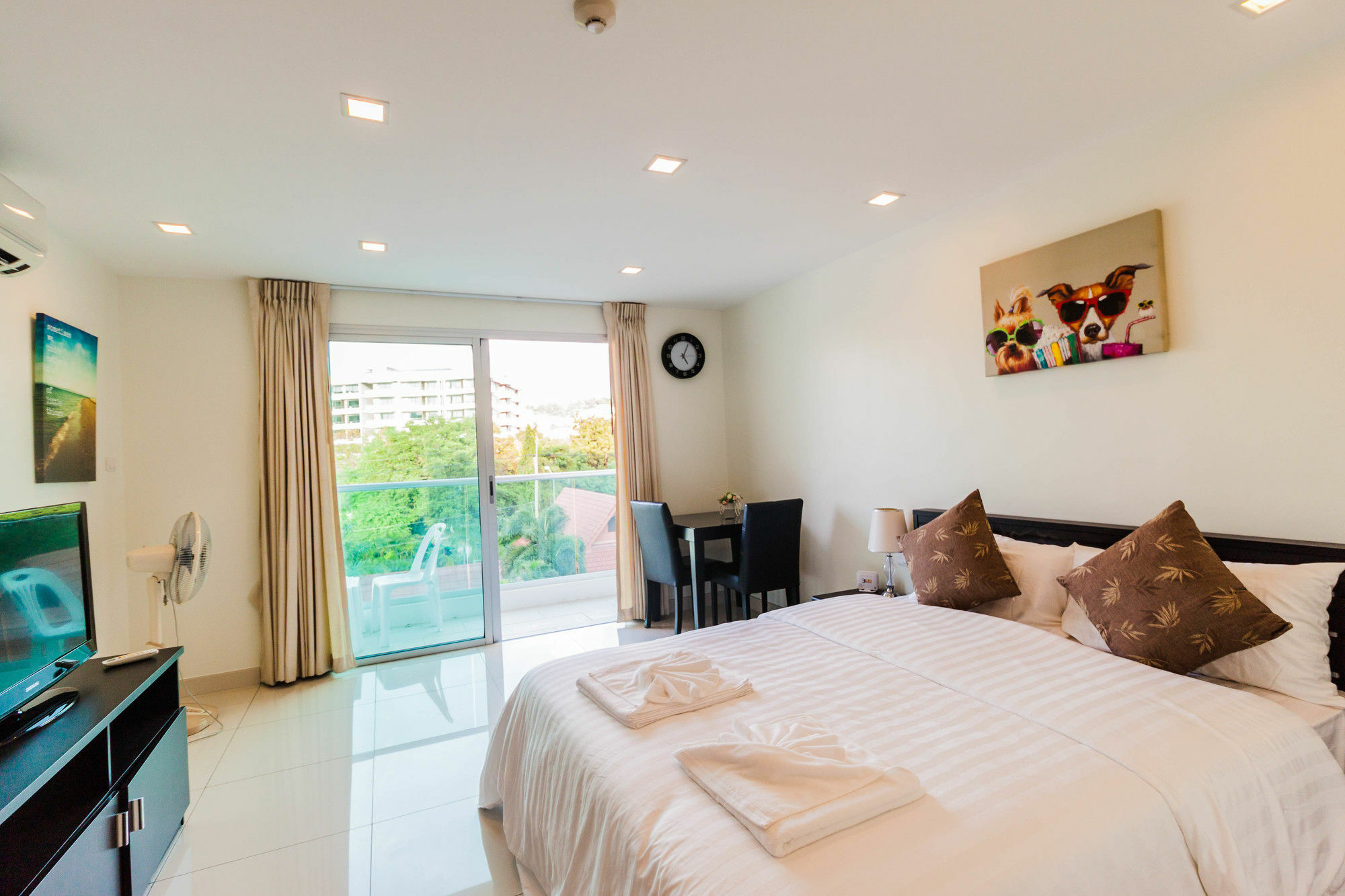 Laguna Bay 1 By Pattaya Sunny Rentals Exterior foto
